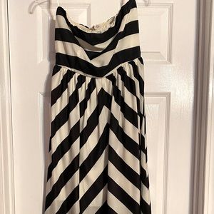 Black and White strapless ankle length dress. Size small. Never worn.